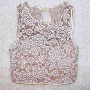 Lace white flower Windsor crop top